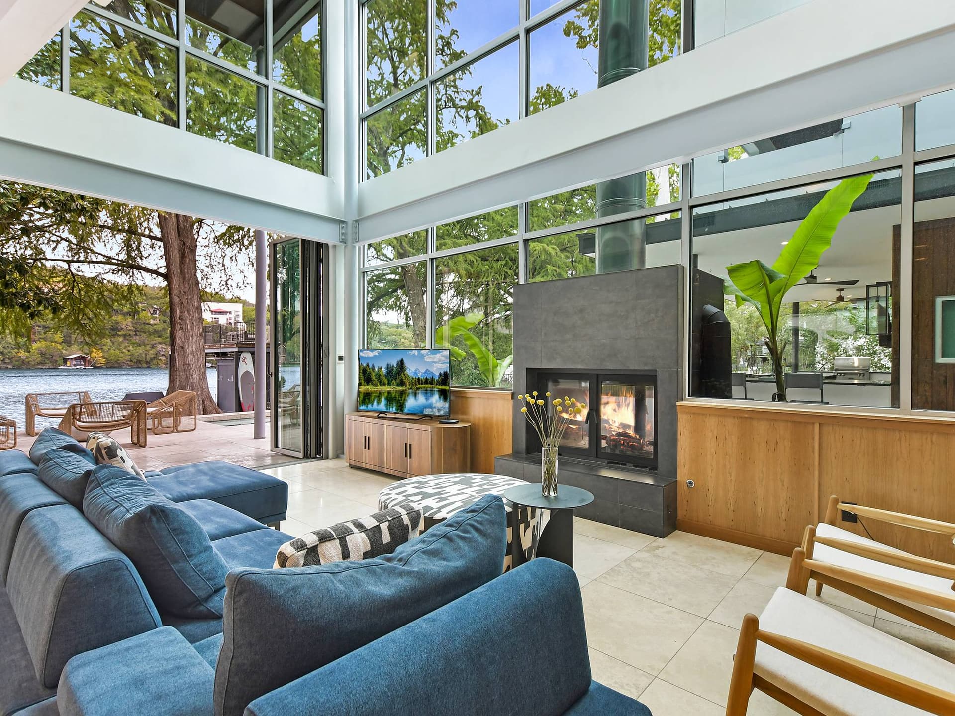 Emerald on Lake Austin - Image 32