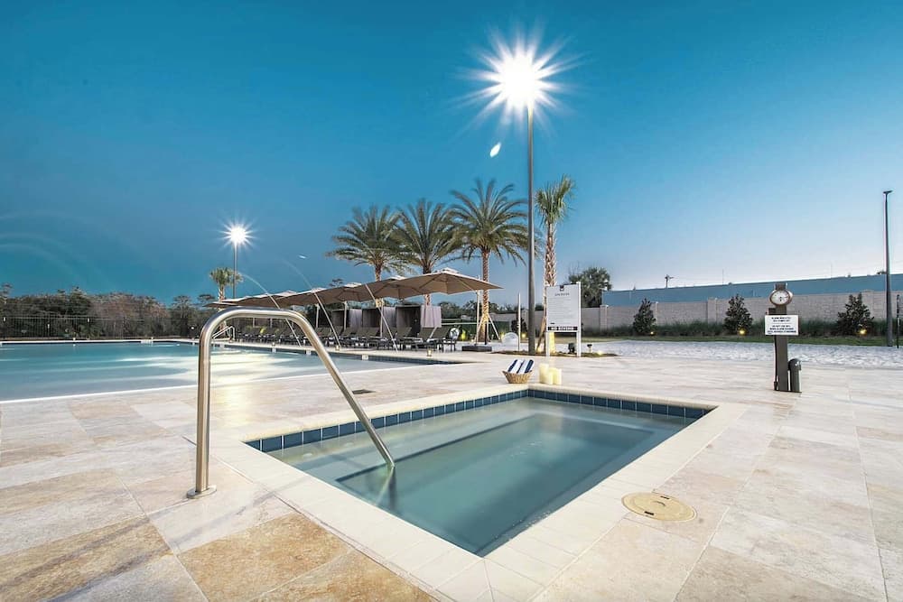 Crowned Escape - Image 26