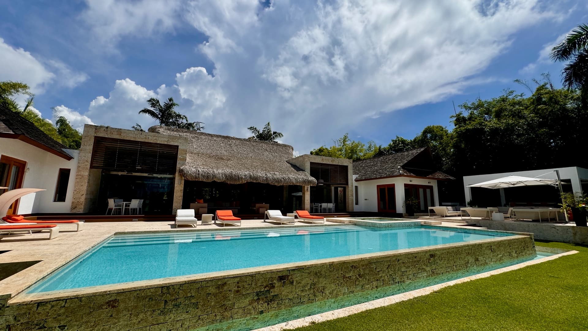 Villa Avantgarde - Image 63