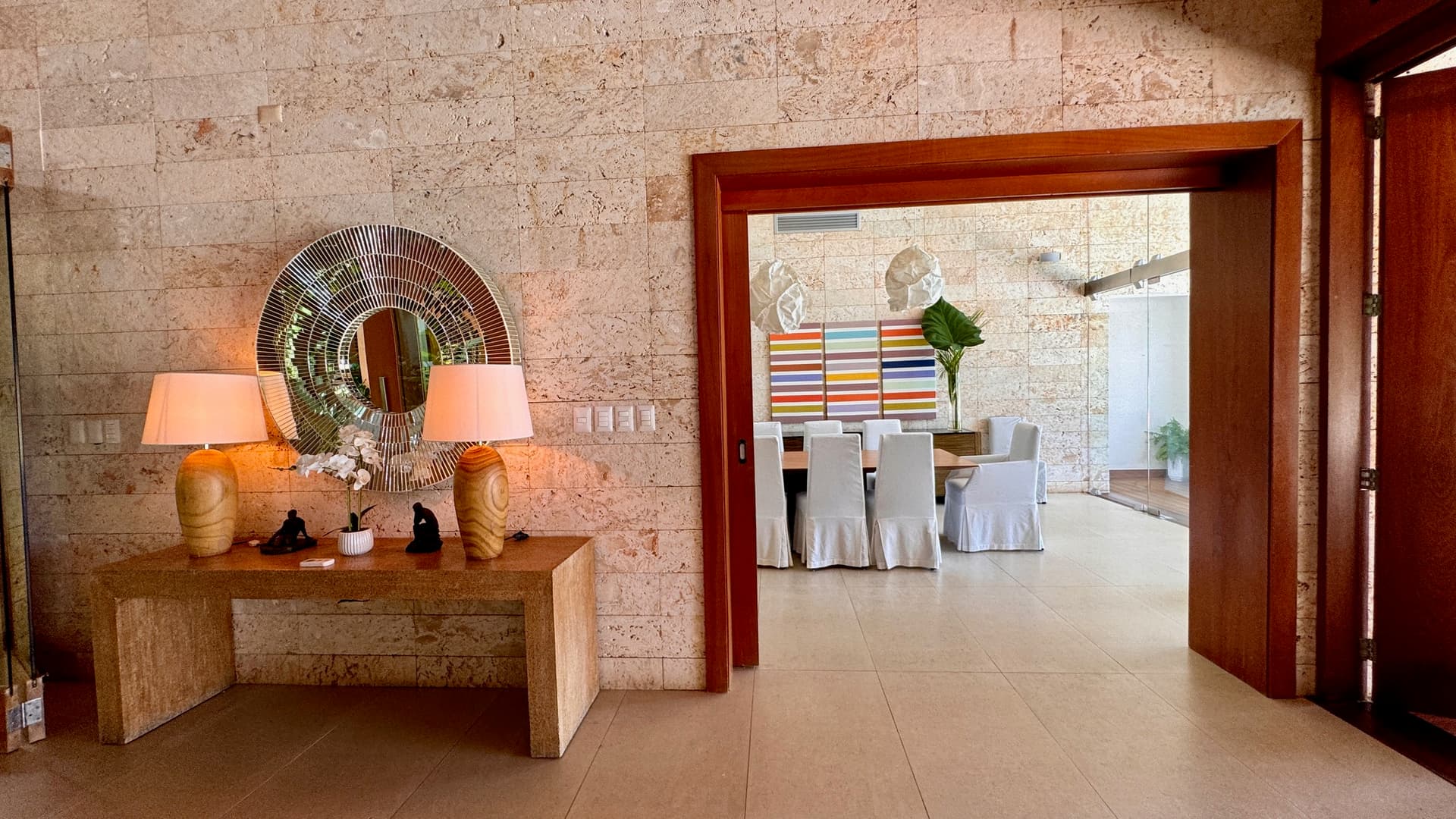 Villa Avantgarde - Image 79