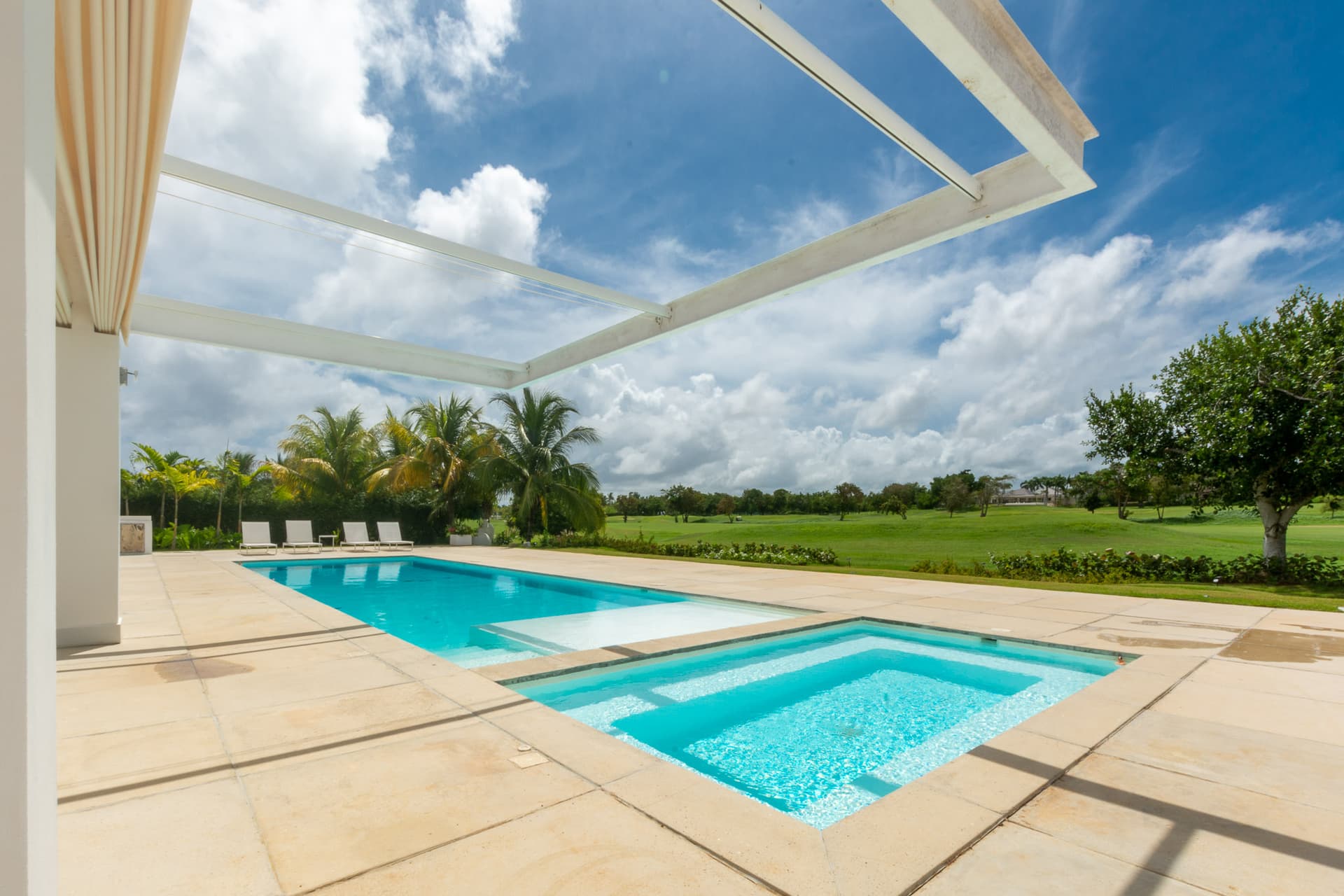 Villa Bluesky - Image 13