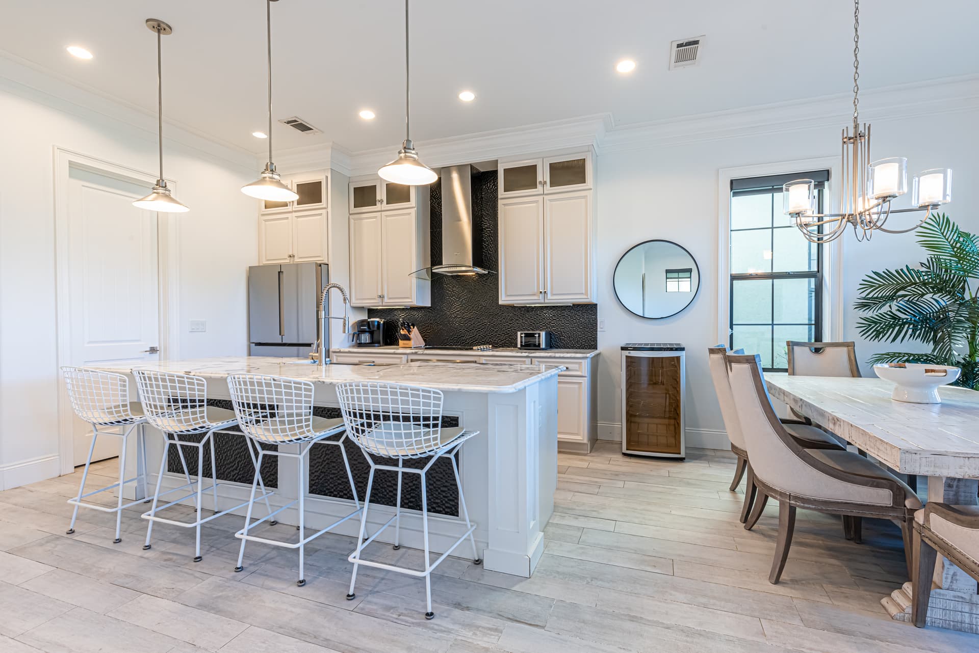 Villa Lago #1922 - Image 10