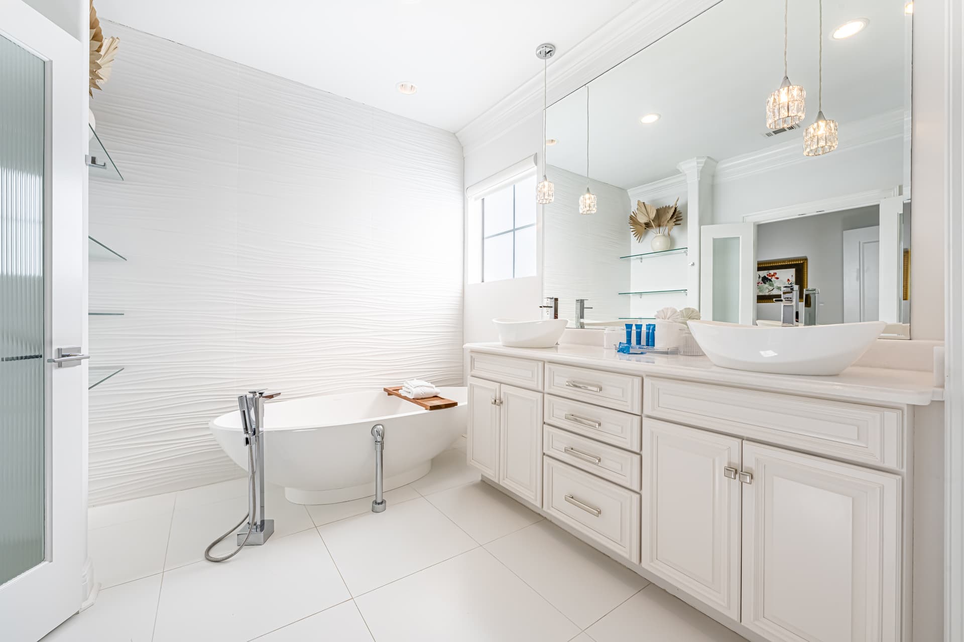 Villa Lago #1922 - Image 22