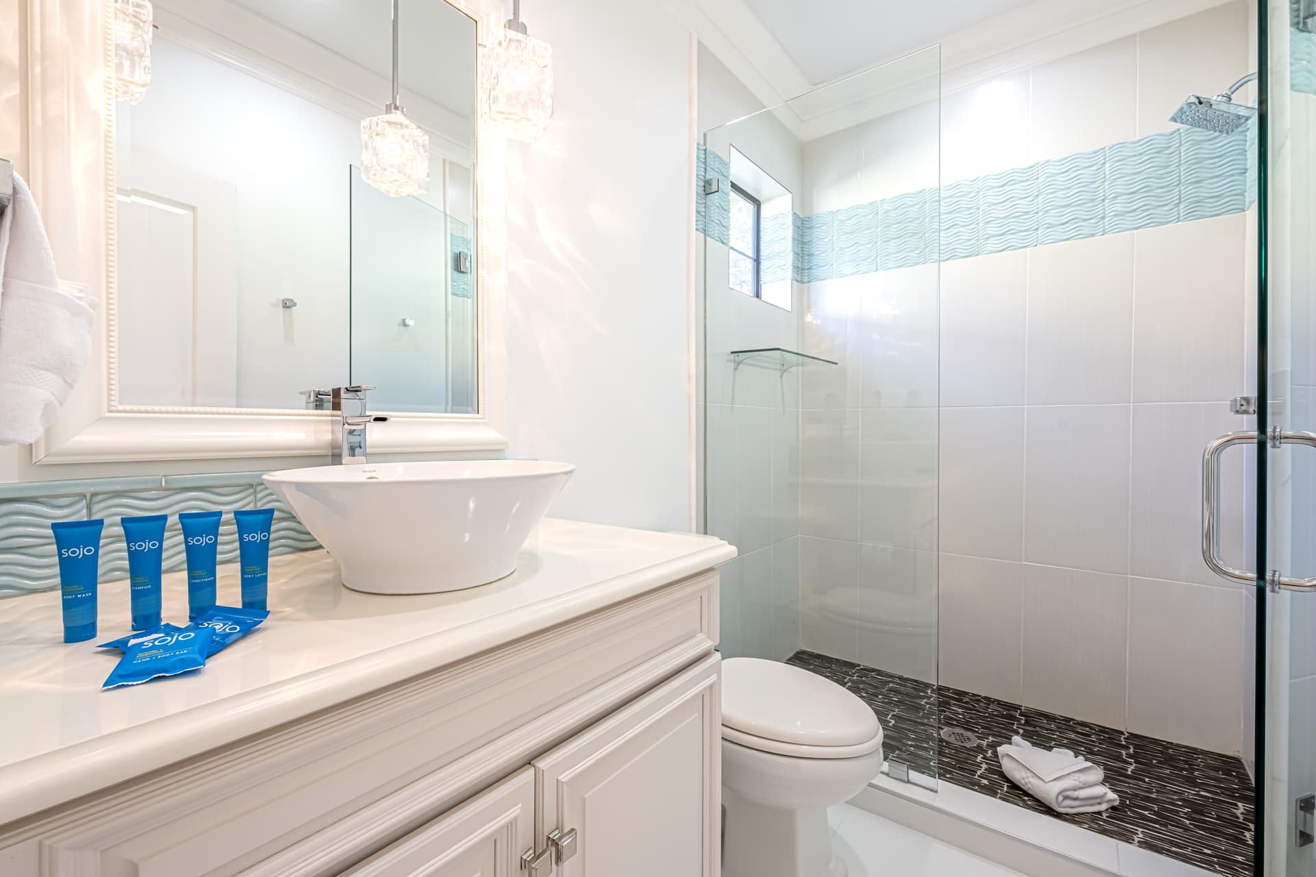 Villa Lago #1922 - Image 27