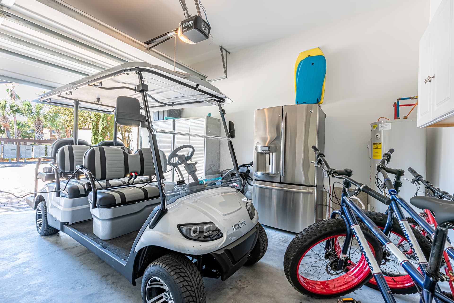 Villa Lago #1922 - Image 2