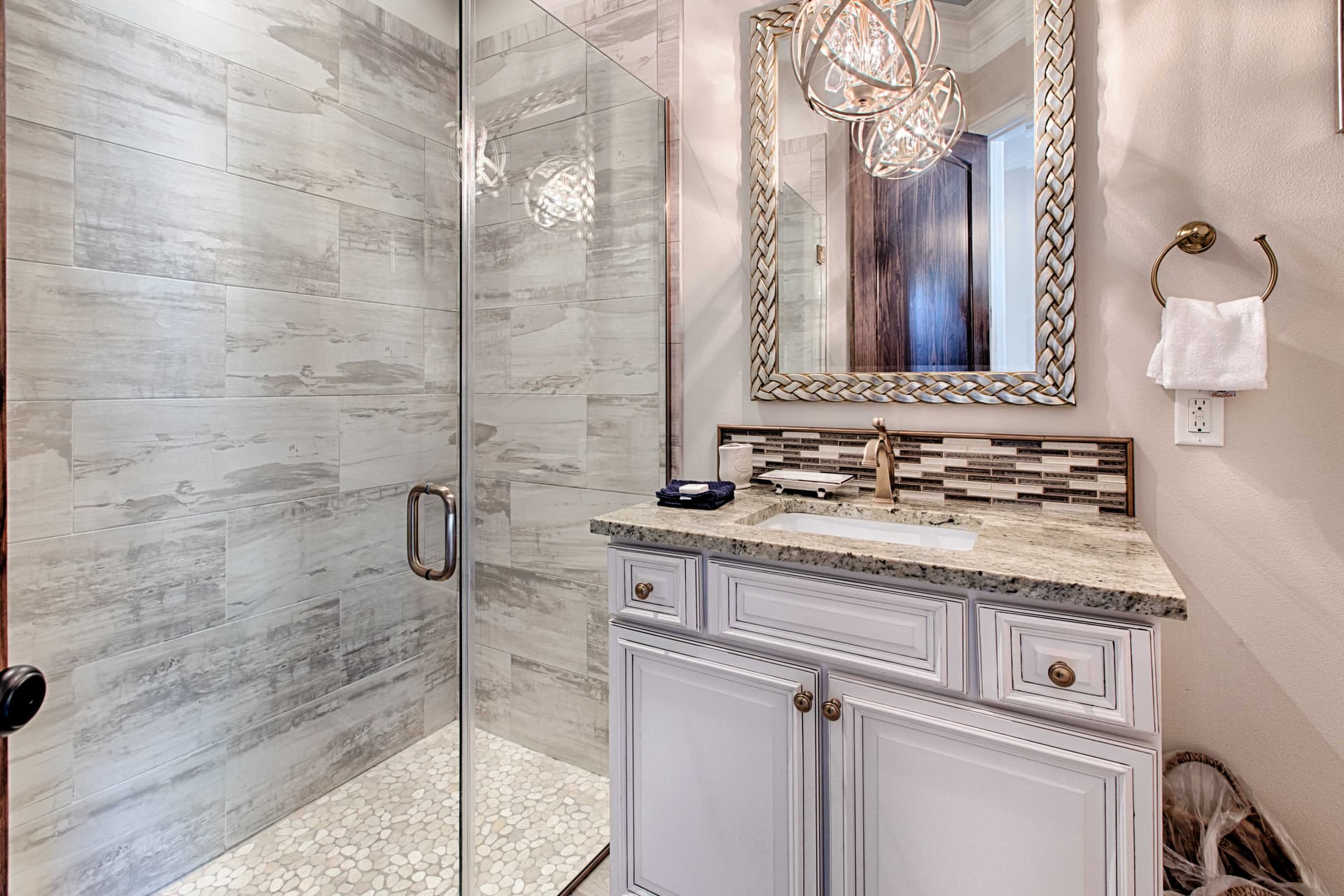 Heart of the Ocean House - Image 19