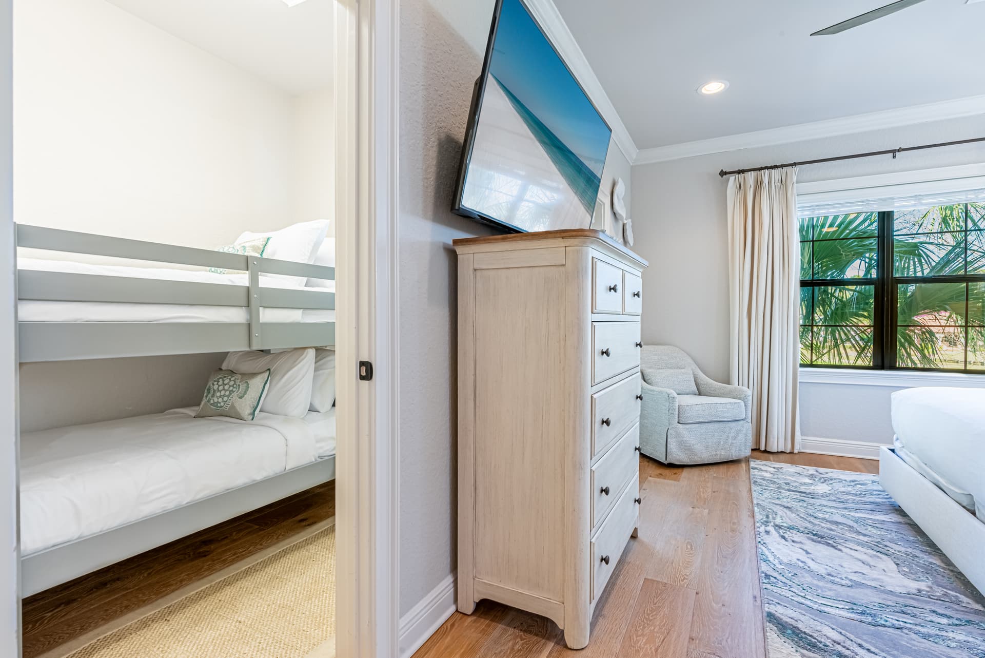 Seadragon House - Image 32