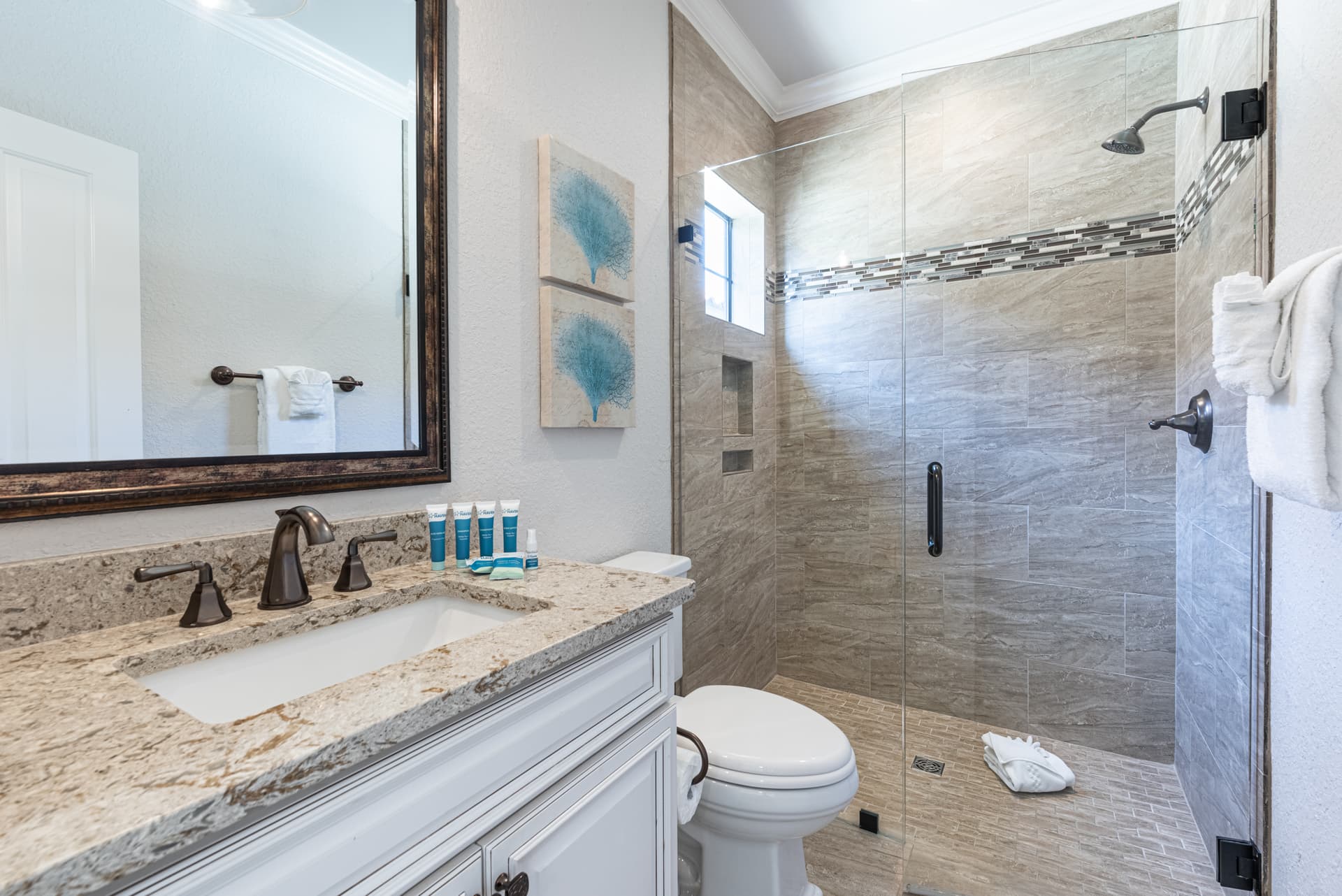 Seadragon House - Image 36