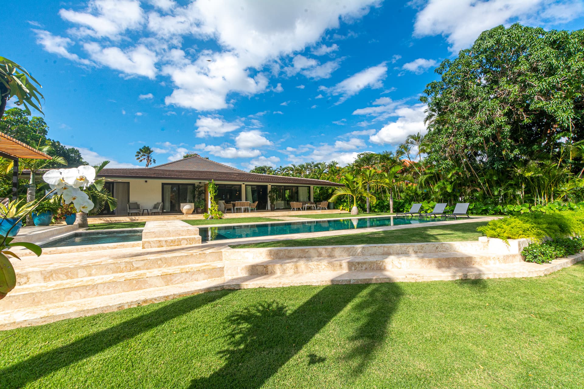 Villa Ocean and Sea - Image 1