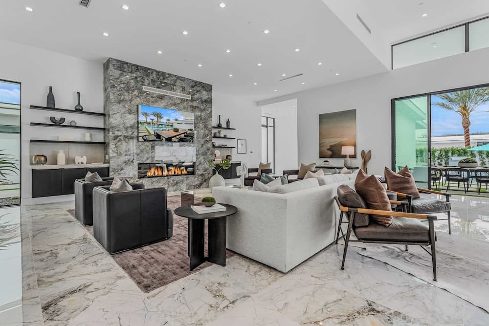 Bravo Villa #3 - Image 4