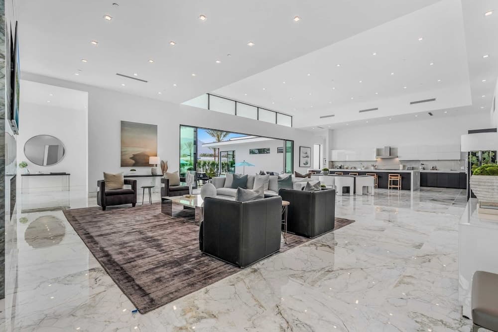 Bravo Villa #3 - Image 14