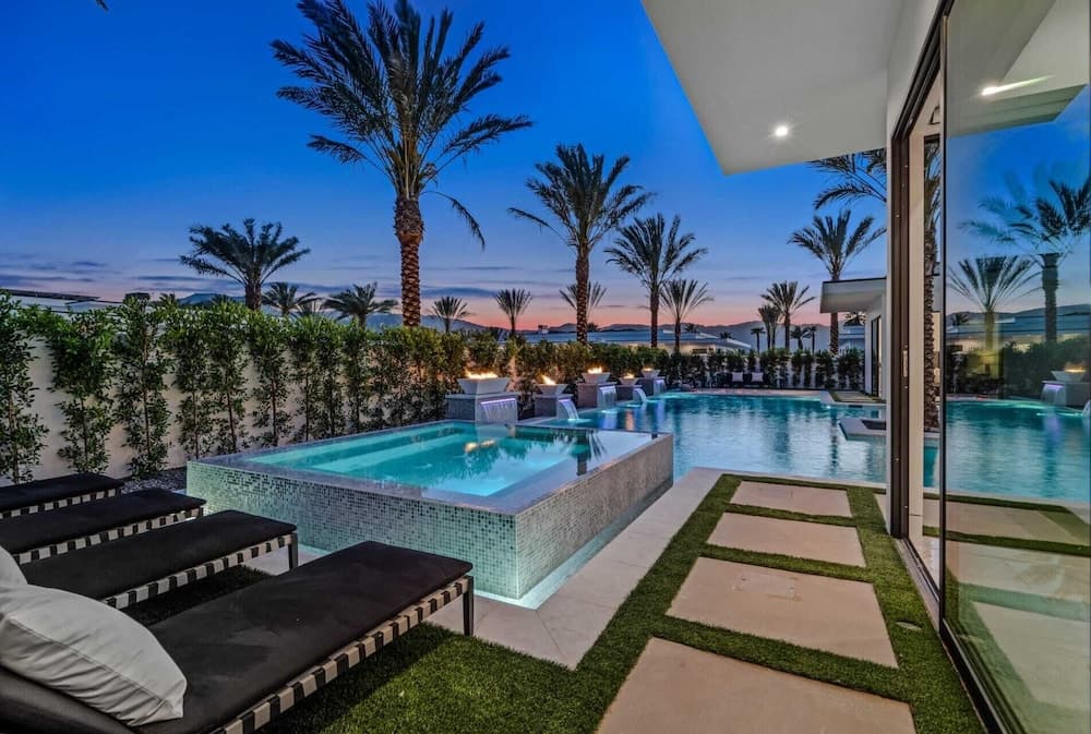 Bravo Villa #3 - Image 32