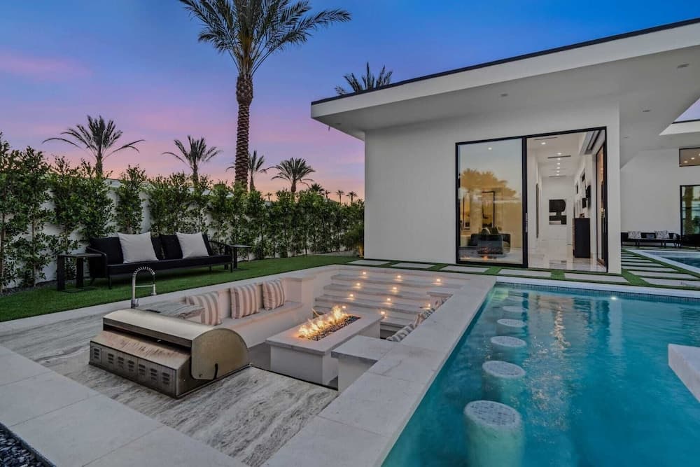 Bravo Villa #3 - Image 38