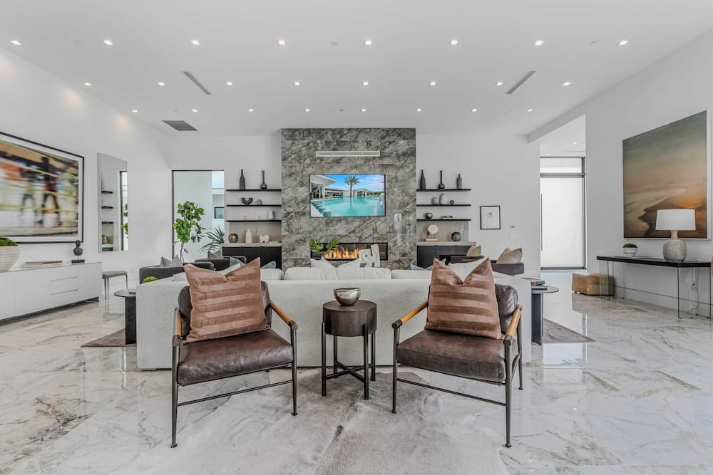 Bravo Villa #3 - Image 48