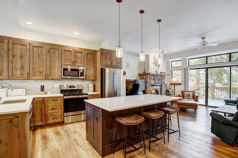 Village Point #308 - Image 5