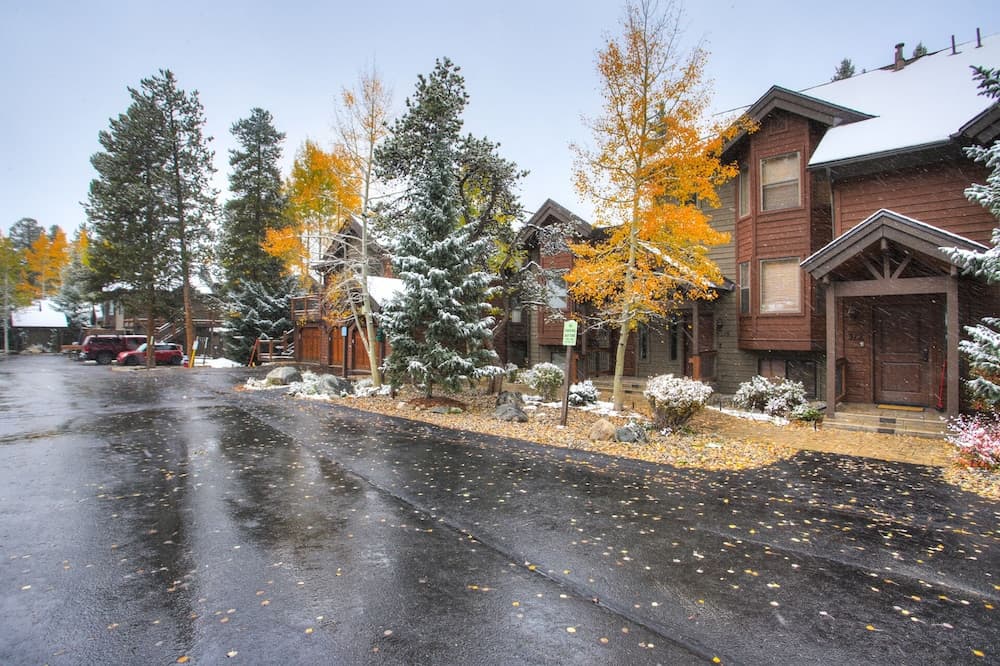 Village Point #308 - Image 2