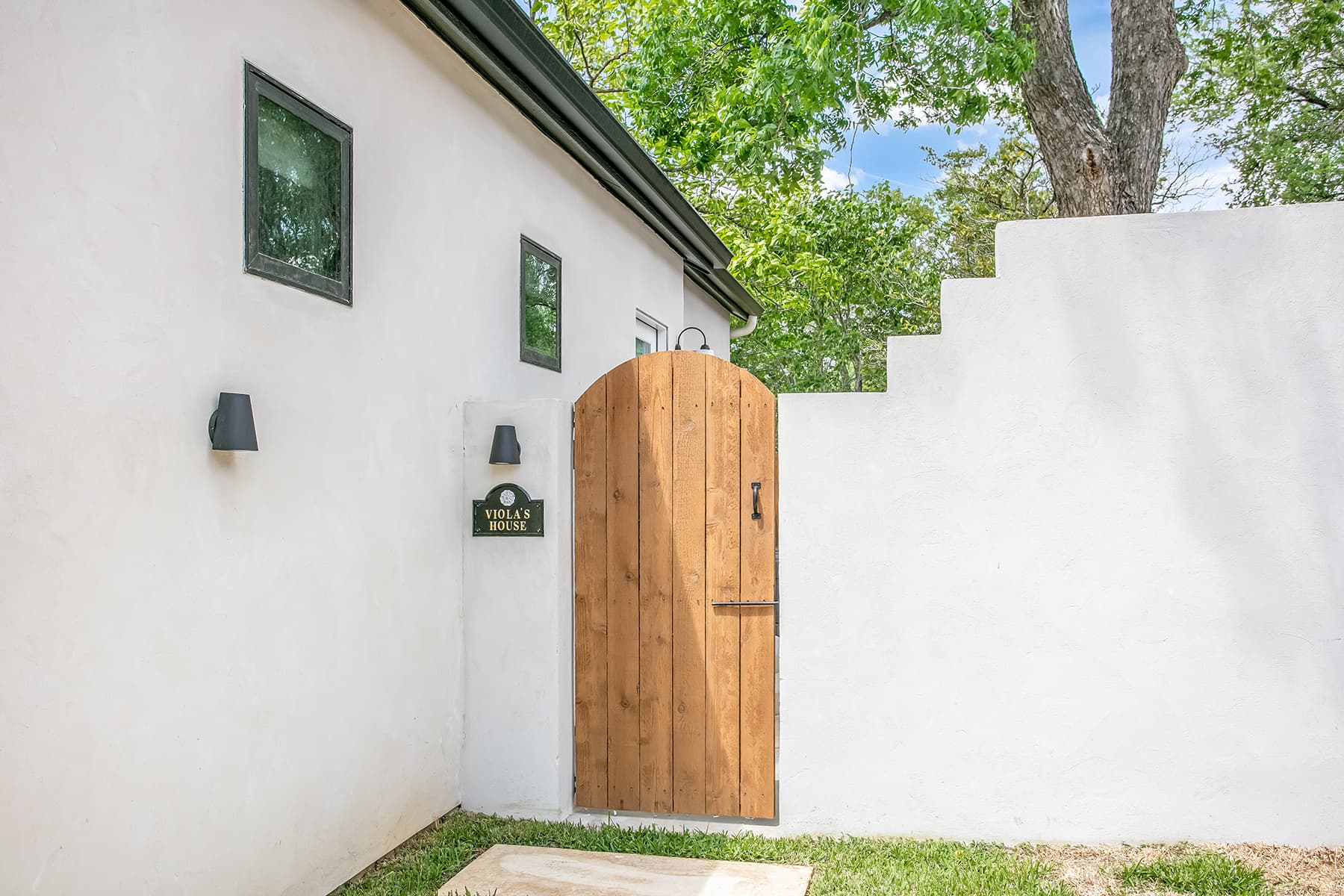 Viola's Home - Image 9