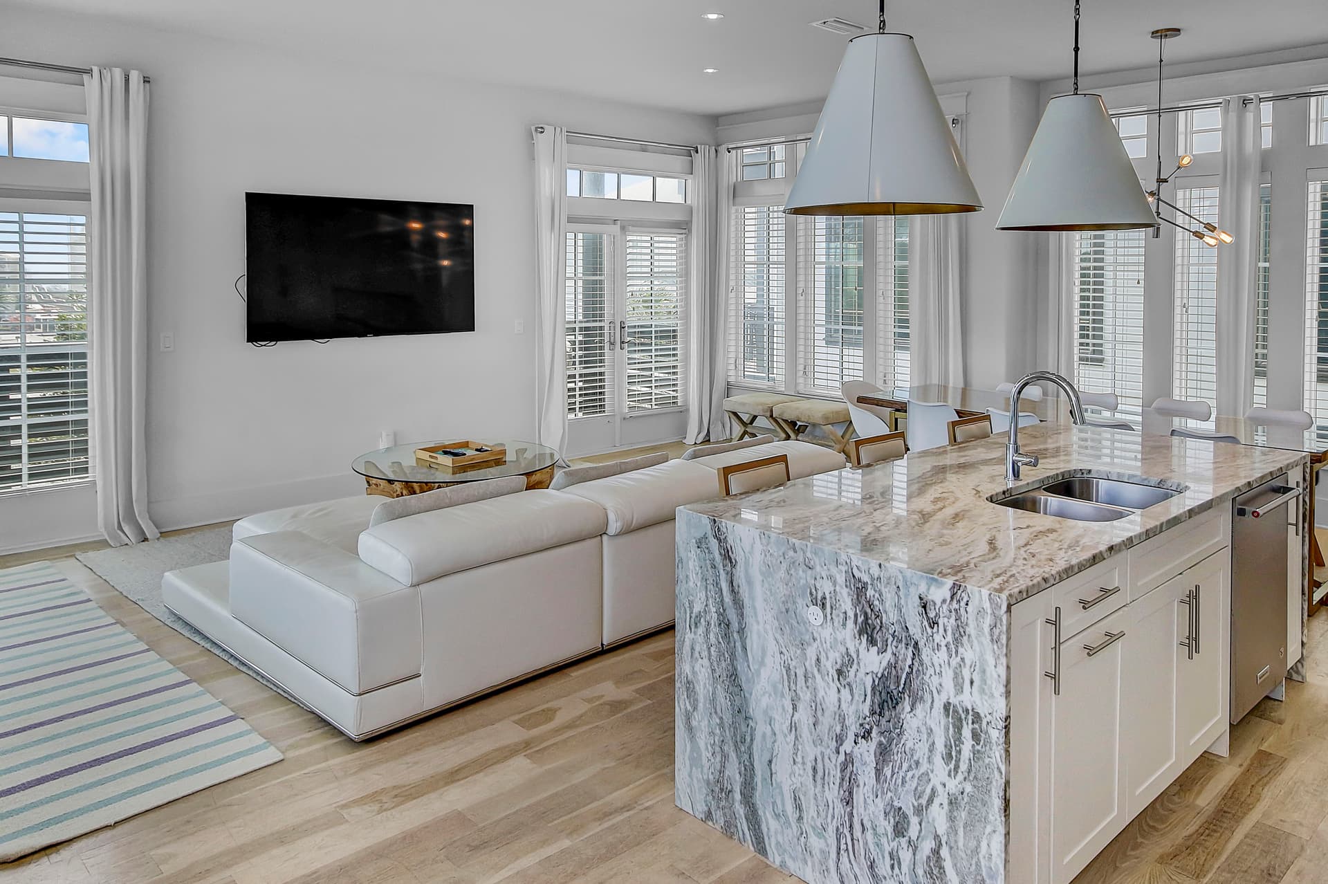 Vista Del Mare - Image 2