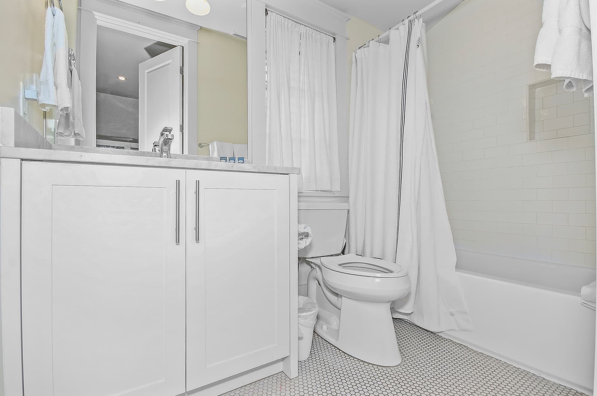 Vista Del Mare - Image 17