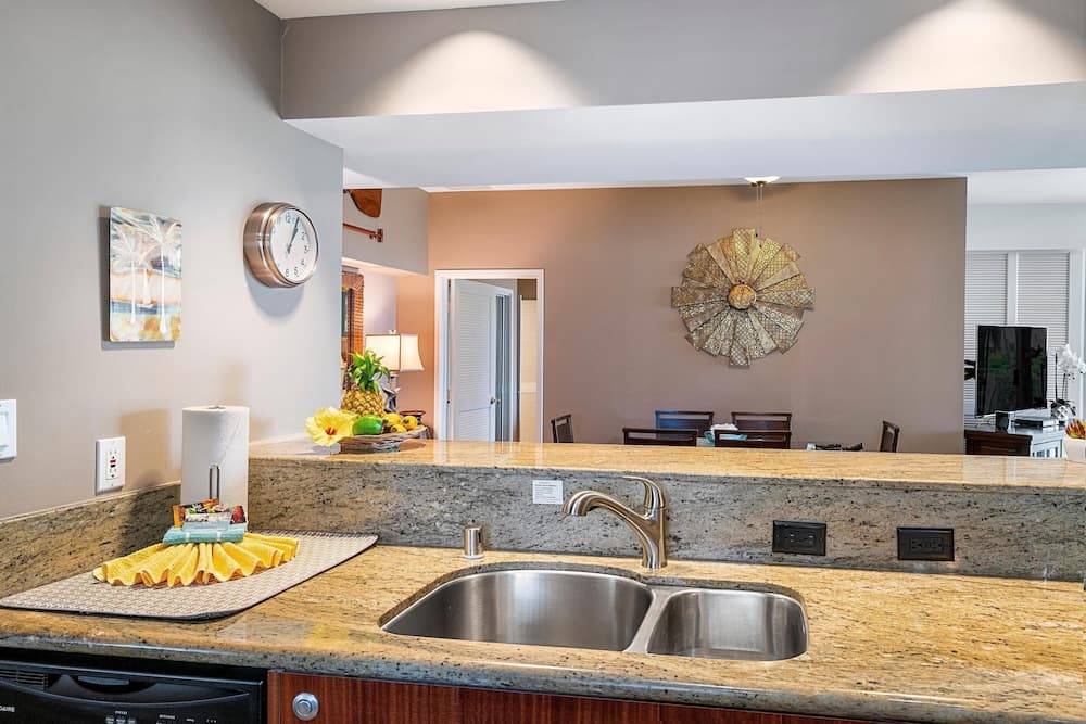 Vista Waikoloa #B302 - Image 11