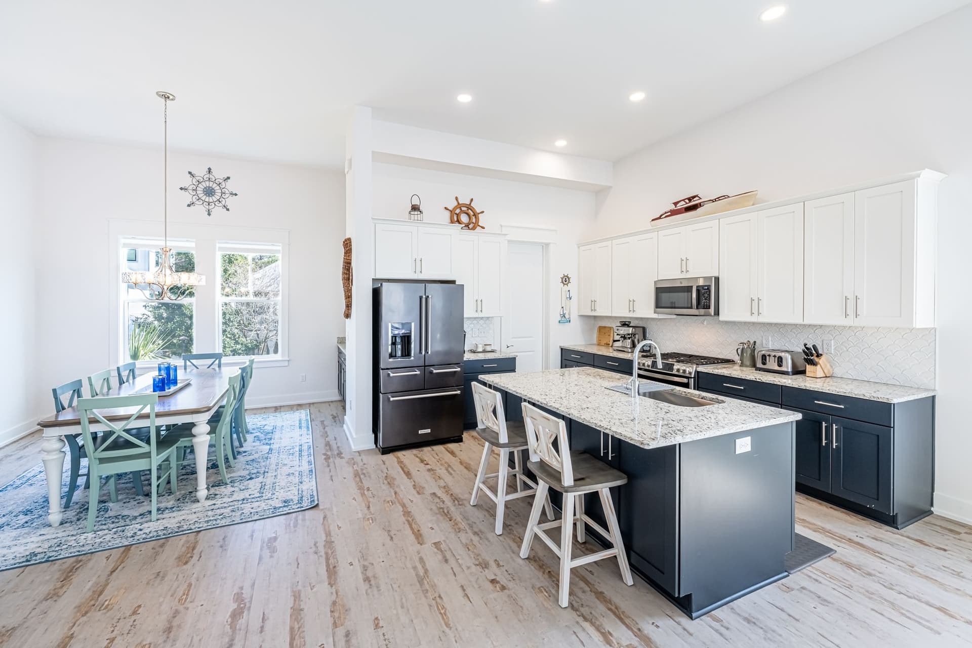 Vitamin Sea Home - Image 9