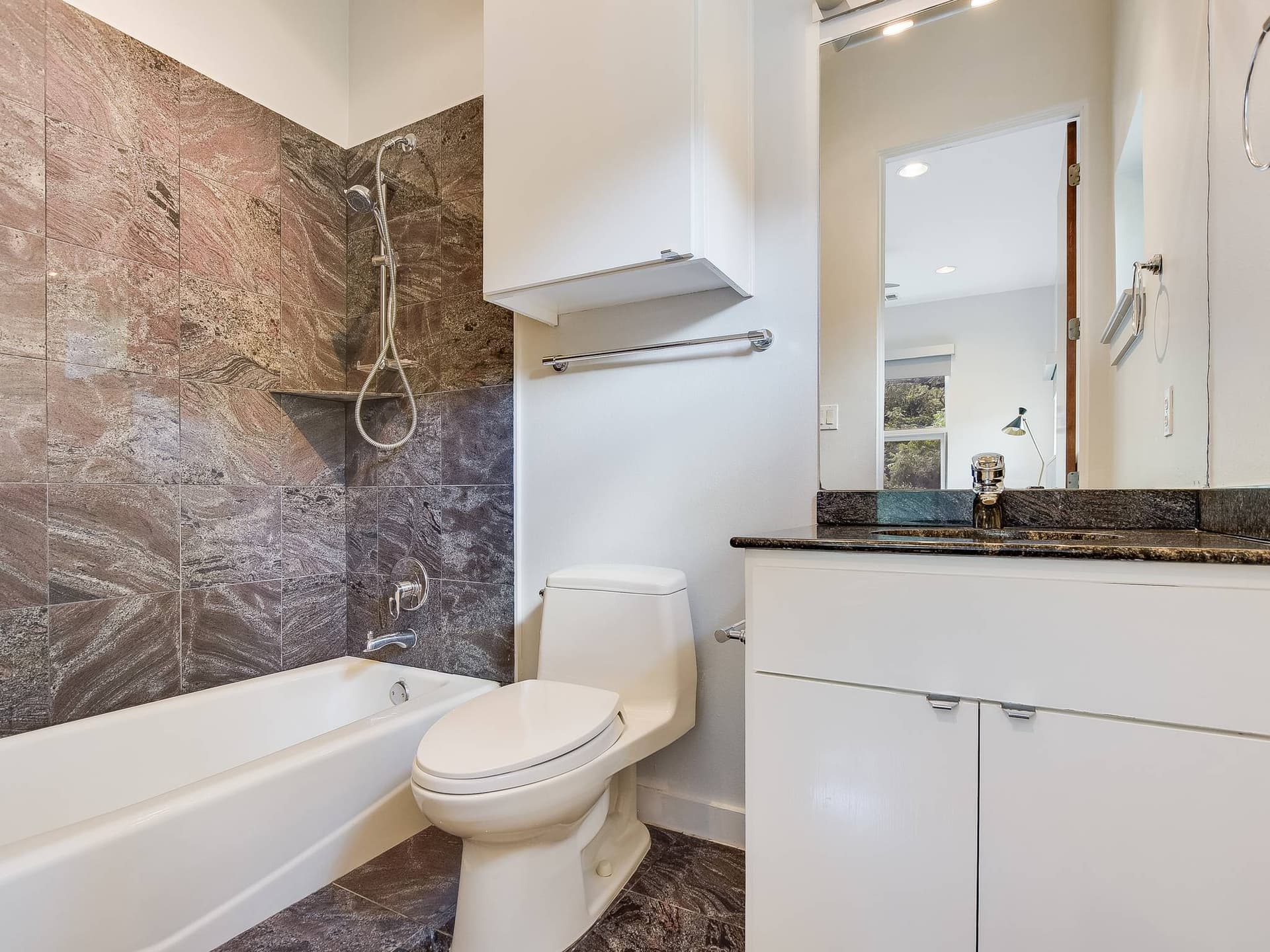 Emerald on Lake Austin - Image 58