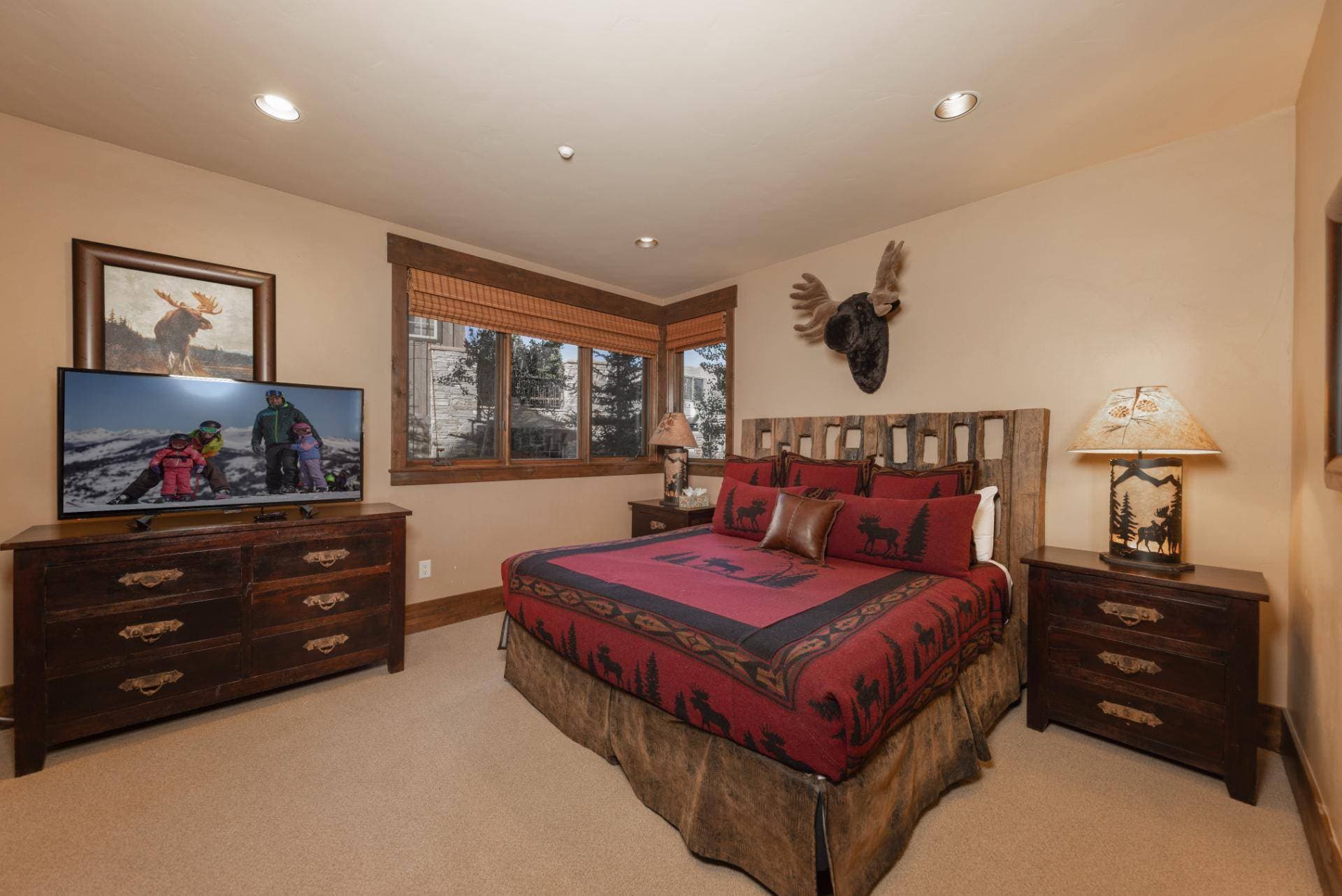 Lumber Jack Lodge - Image 25