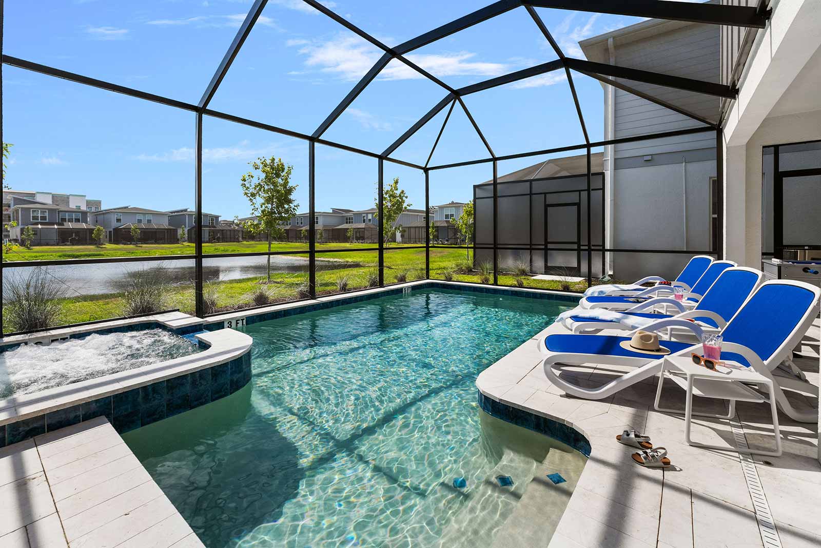 Stunning Villa - Image 10