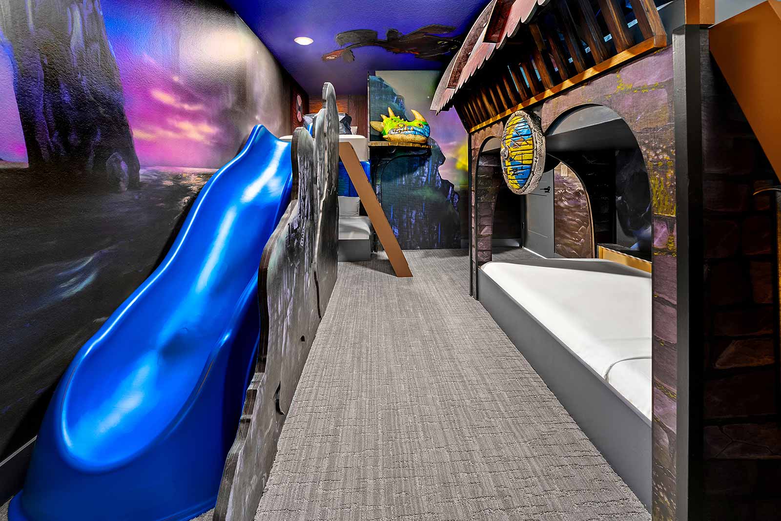 Leo's Loft - Image 4