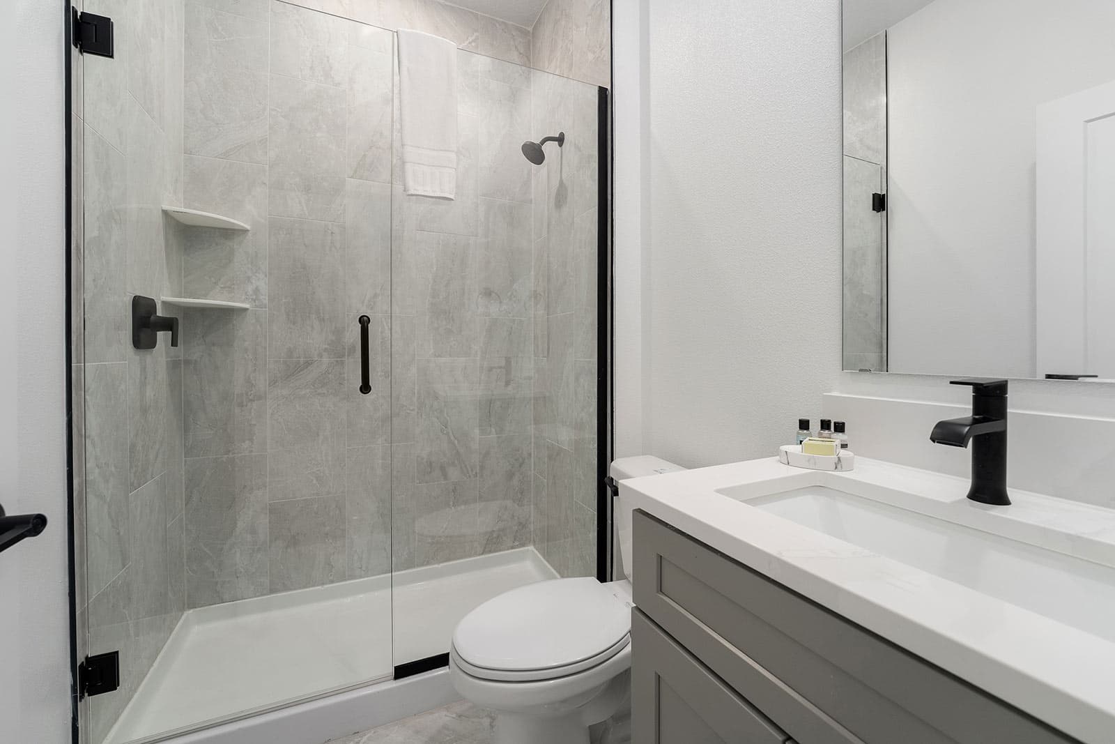 Radiant Paradise Villa - Image 24