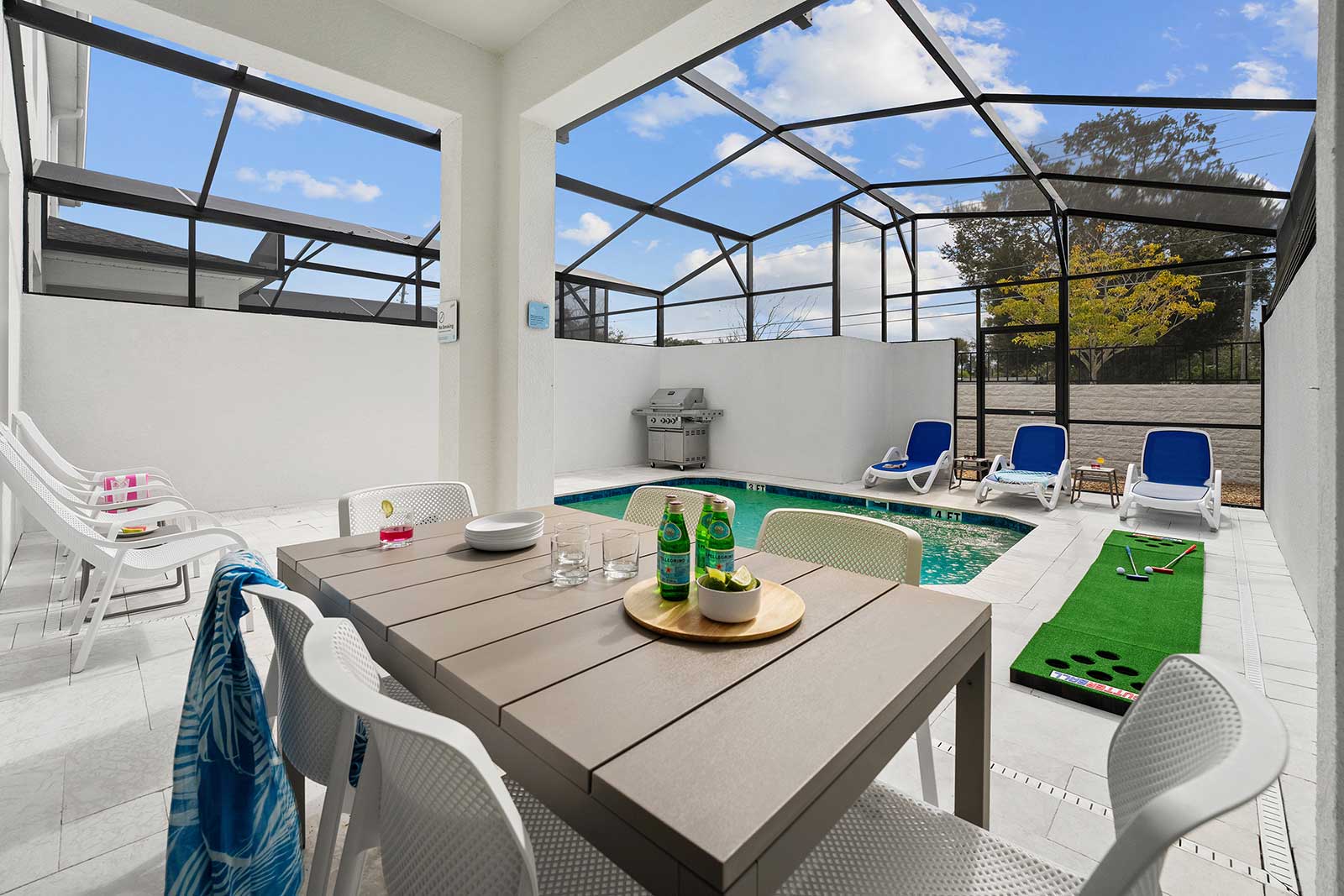 Tristan's Terrace - Image 13