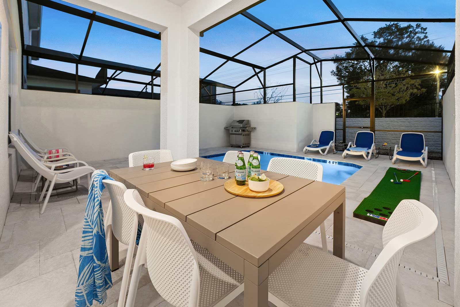 Tristan's Terrace - Image 28