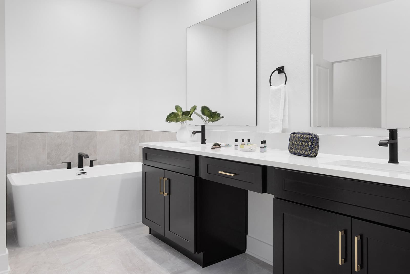 Trendy Villa - Image 26