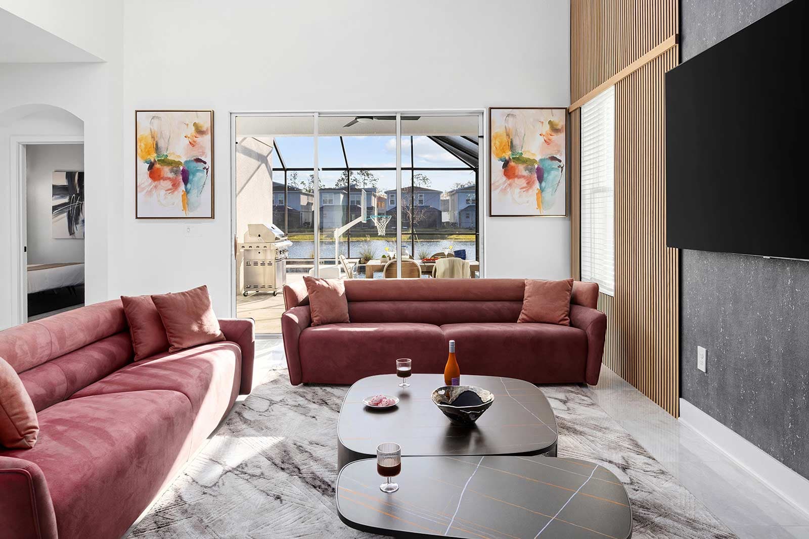 Posh Villa - Image 4