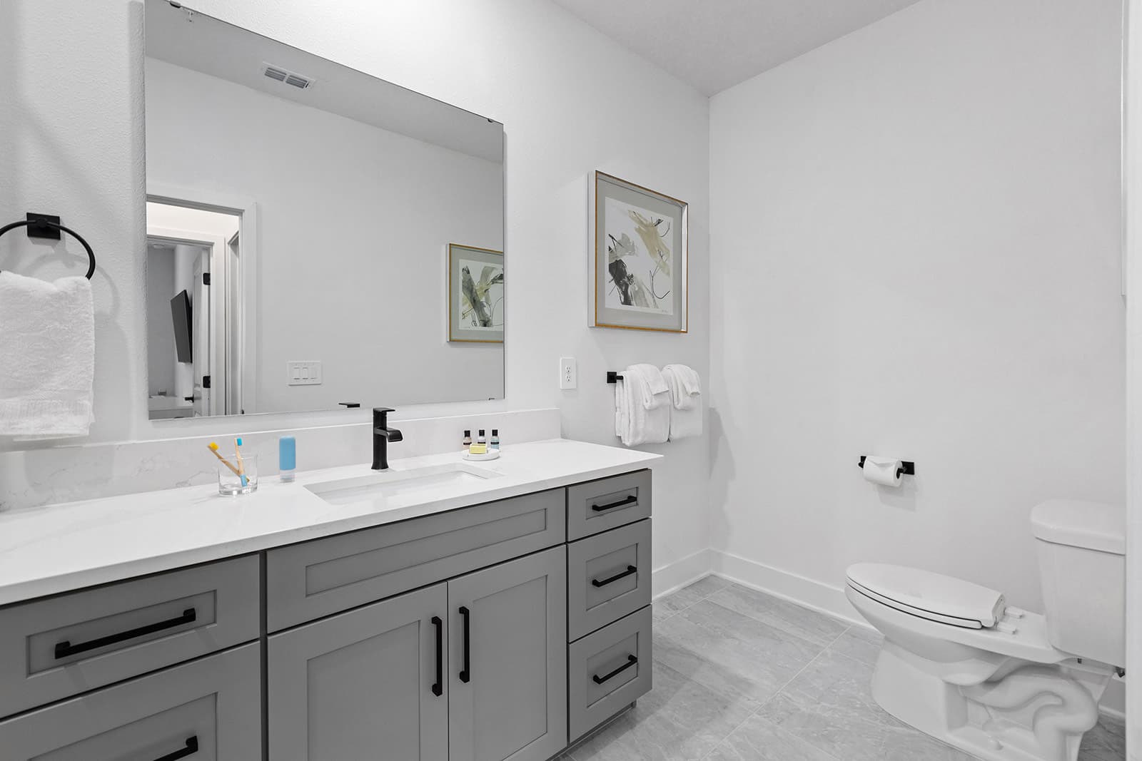 Clara's Cliff - Image 28