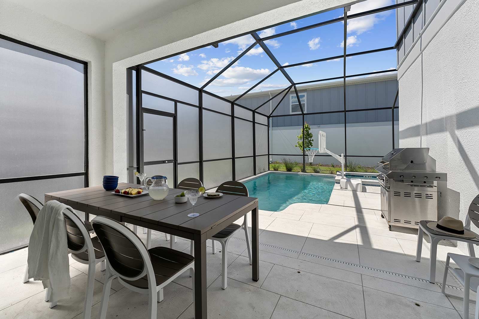 Superb Villa - Image 14