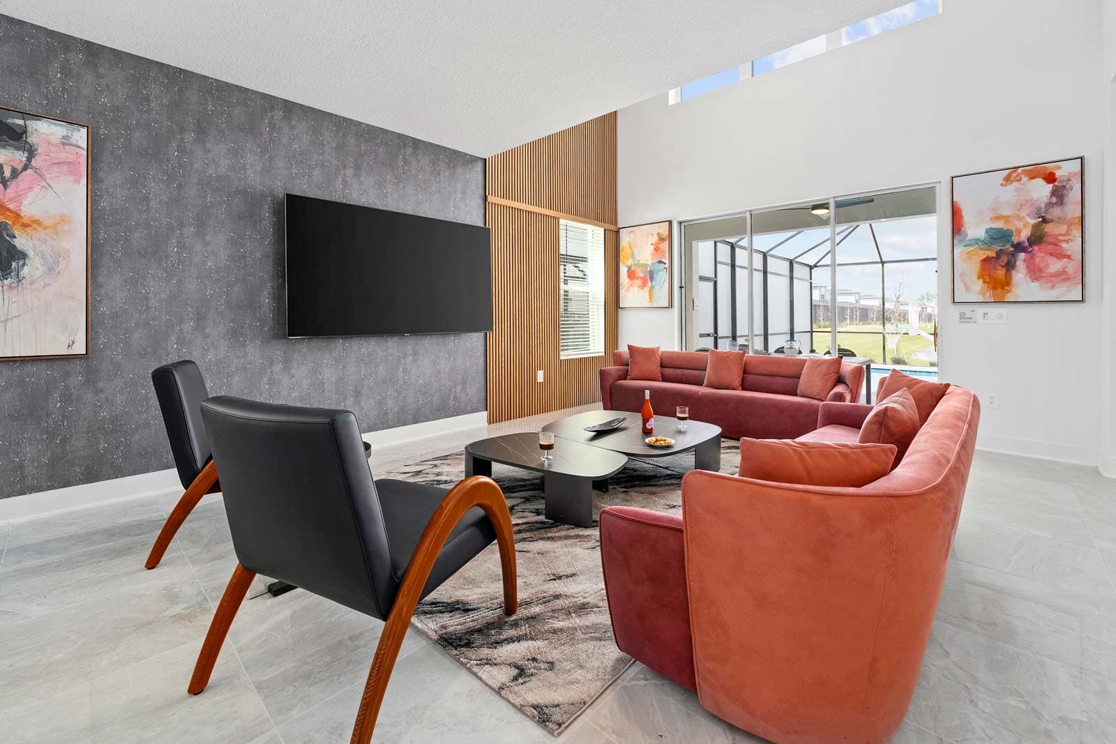 Glamorous Villa - Image 4