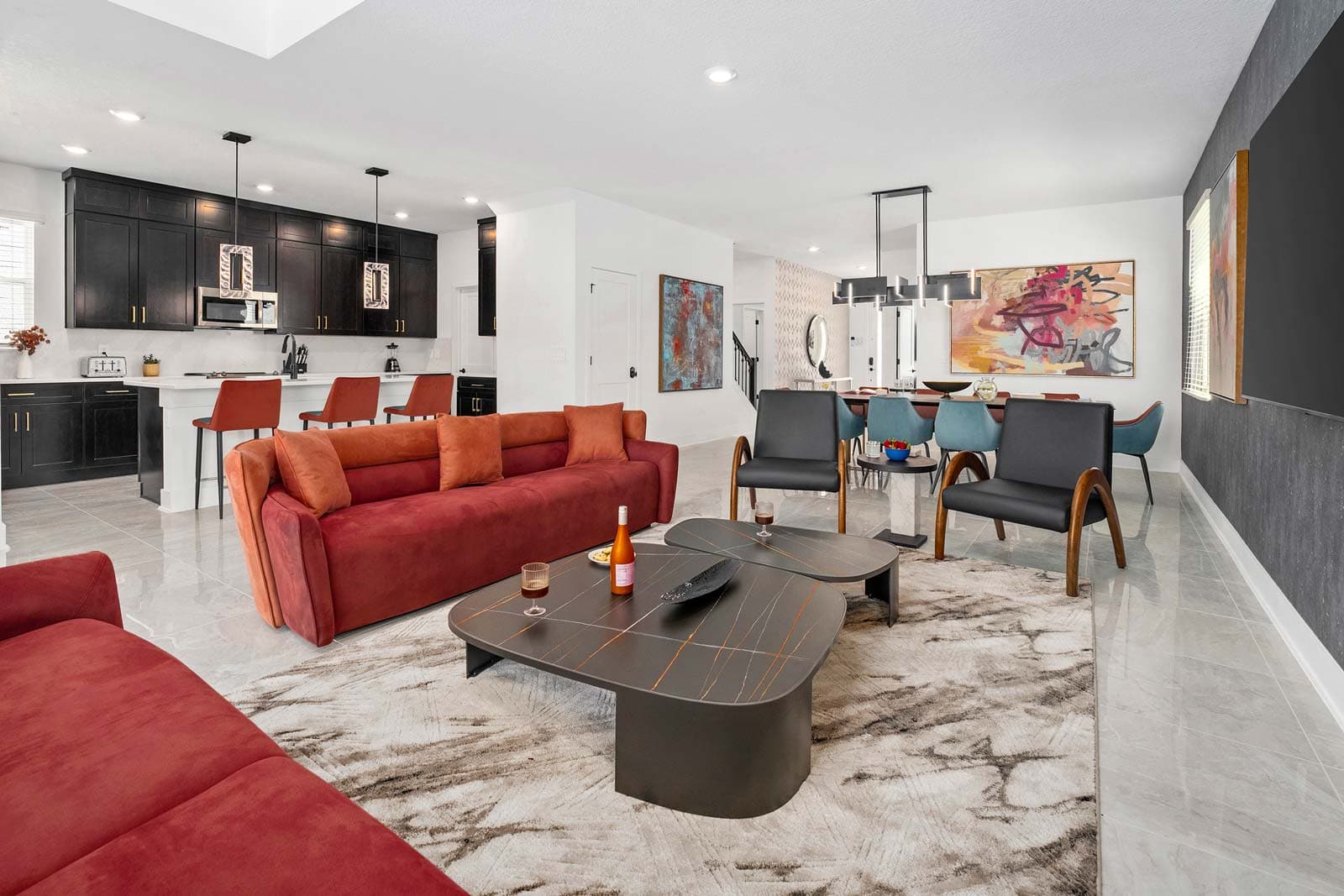 Glamorous Villa - Image 6