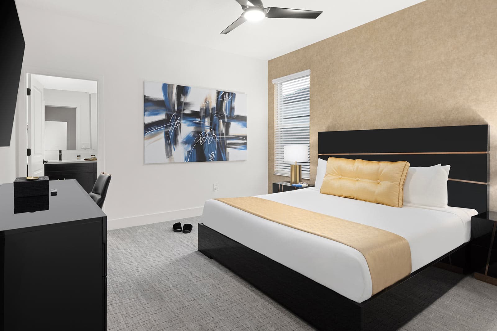 Glamorous Villa - Image 11