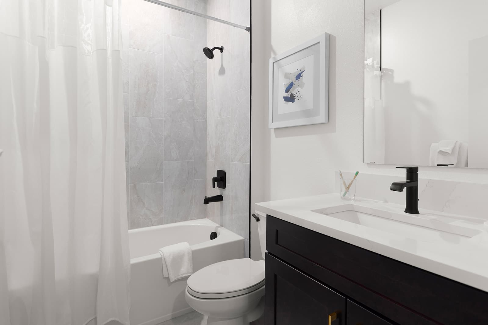 Glamorous Villa - Image 15