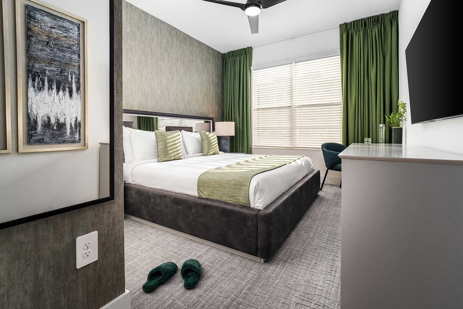 Glamorous Villa - Image 16