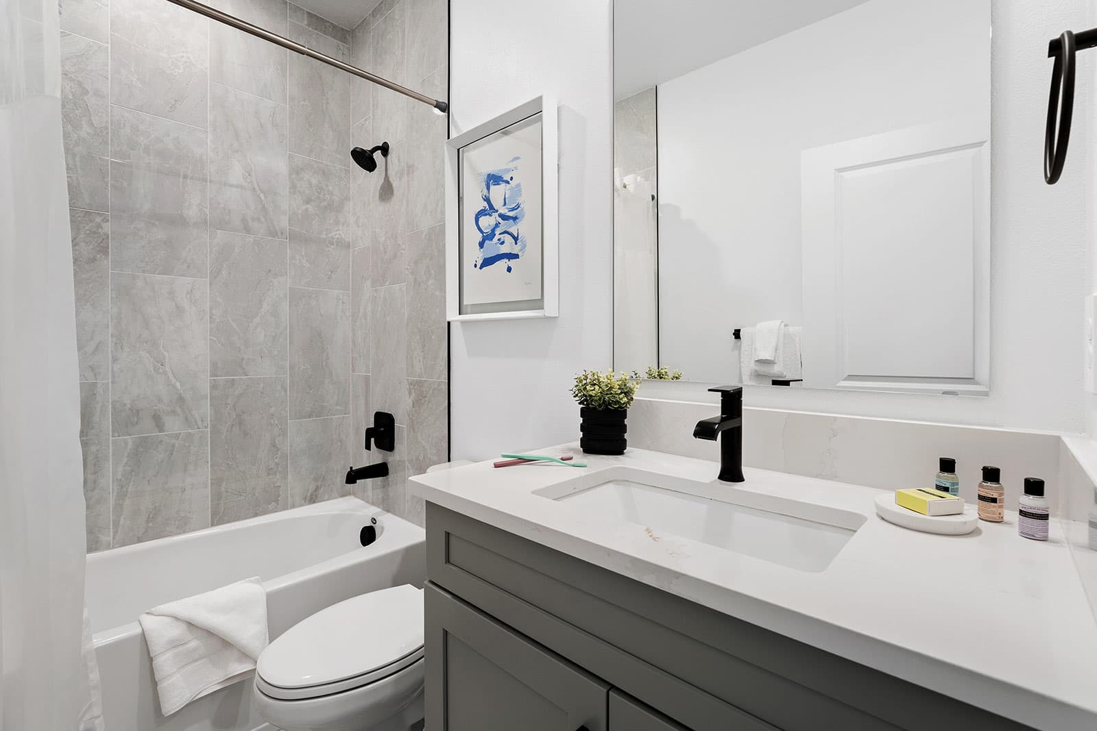 Regal Escape - Image 20