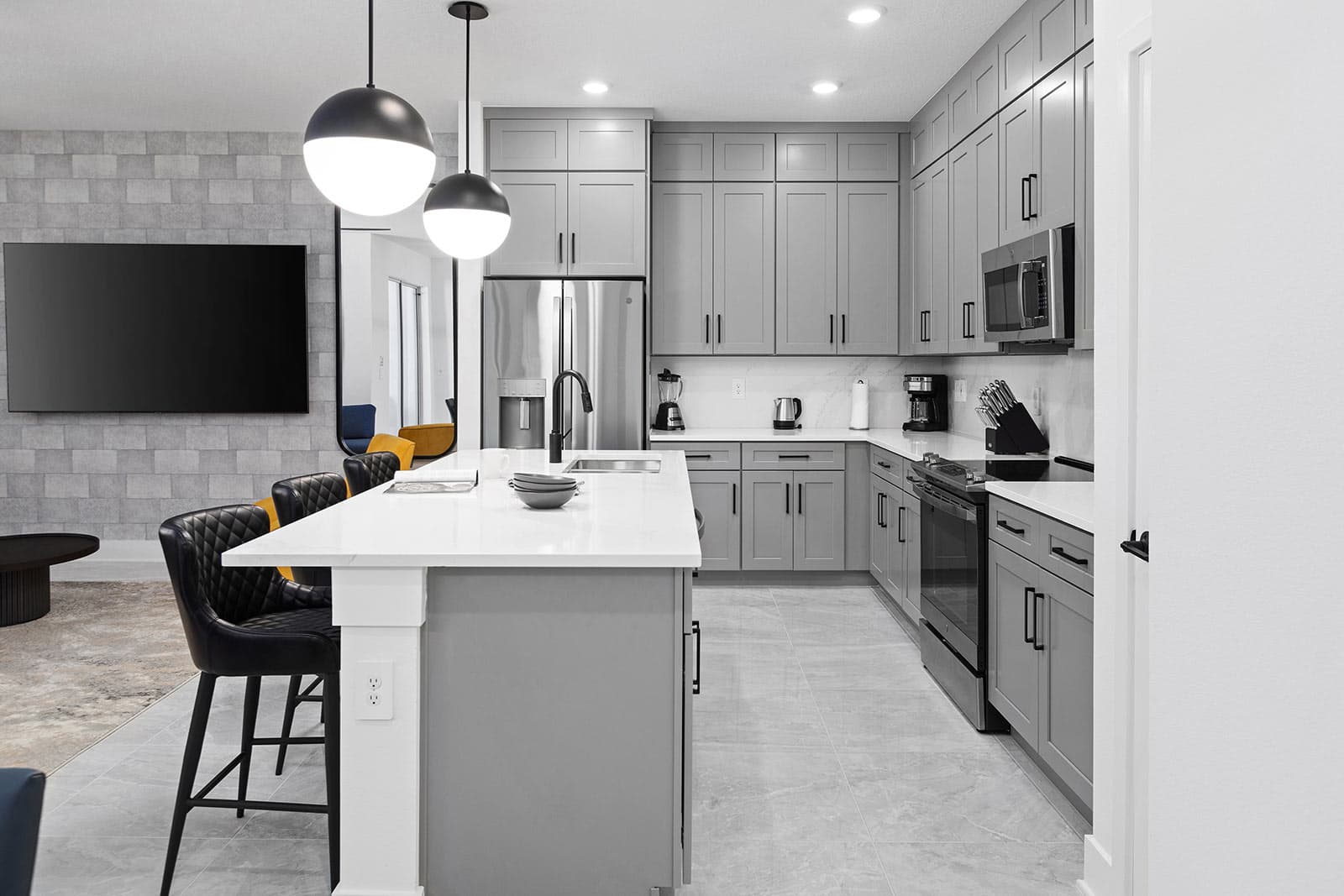 Jill's Jungle - Image 9