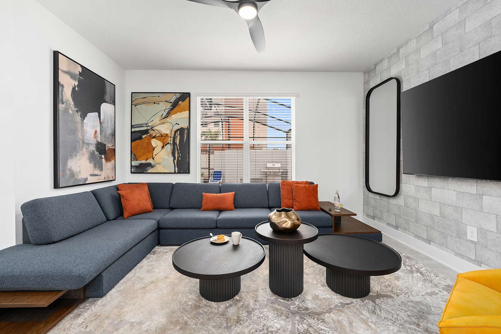 Penny's Penthouse - Image 9