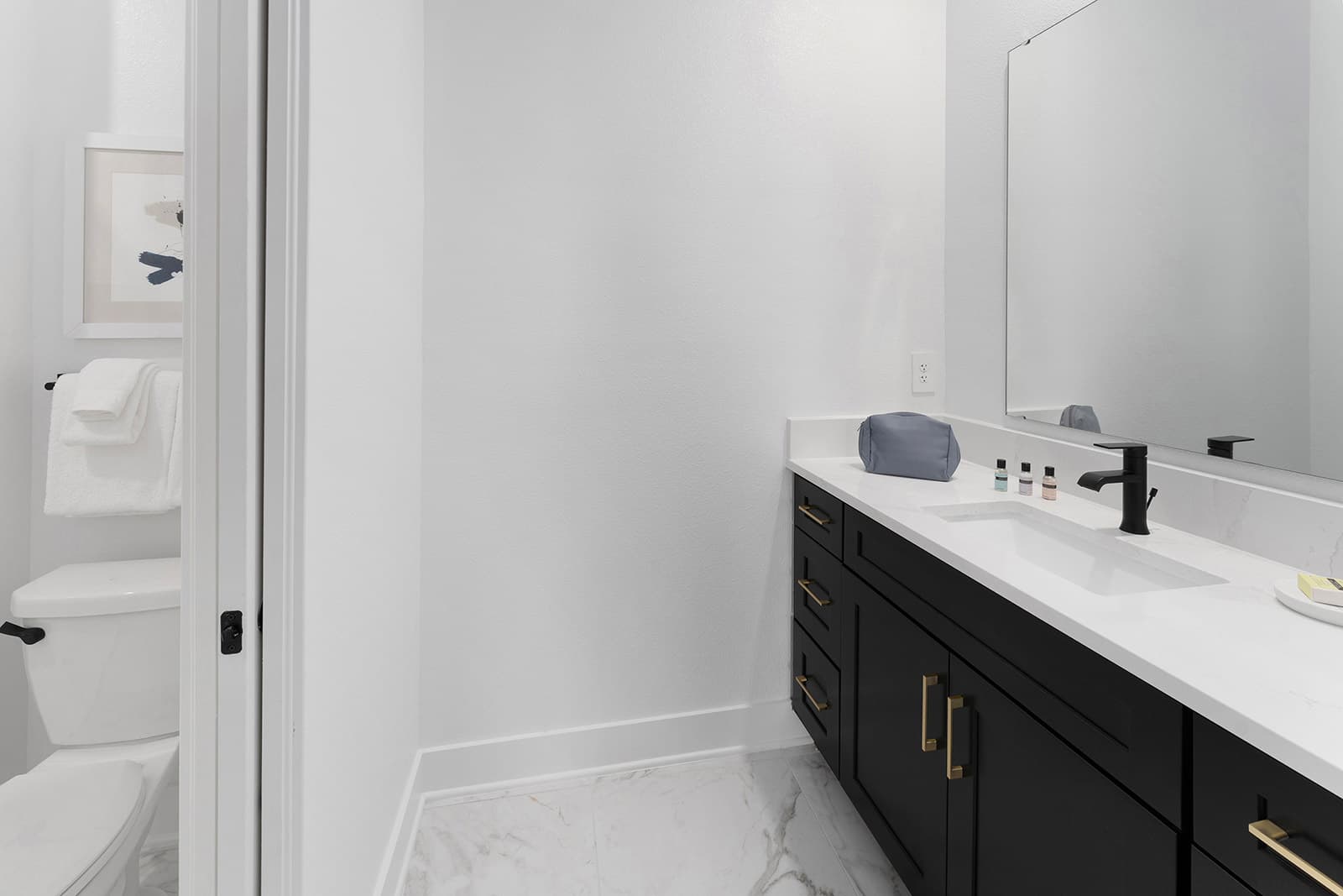 Astounding Abode - Image 14