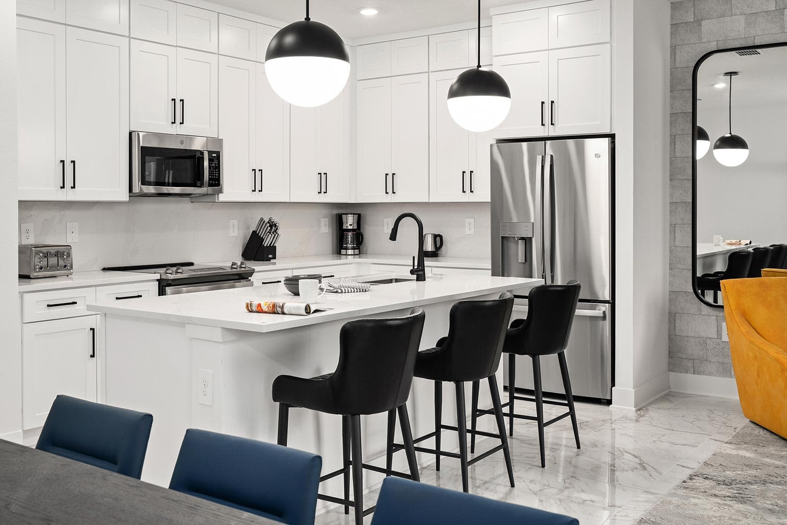 Luna’s Lane - Image 5