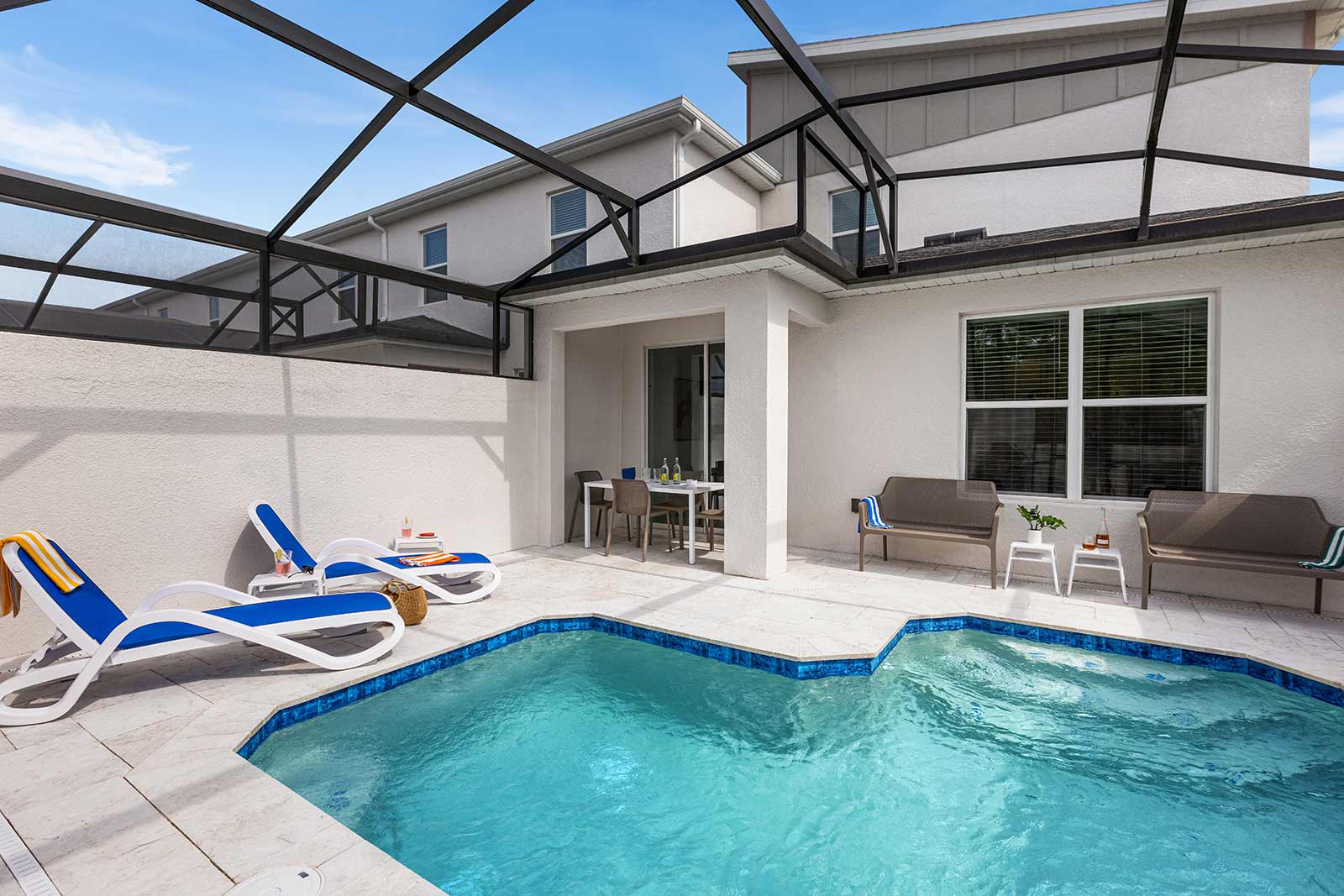 Villa Stupendous - Image 16