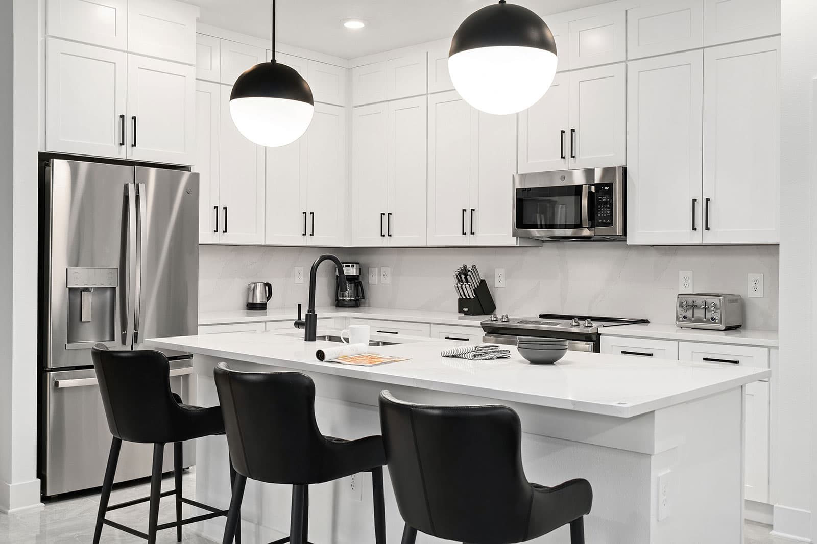 Casper's Courtyard - Image 7