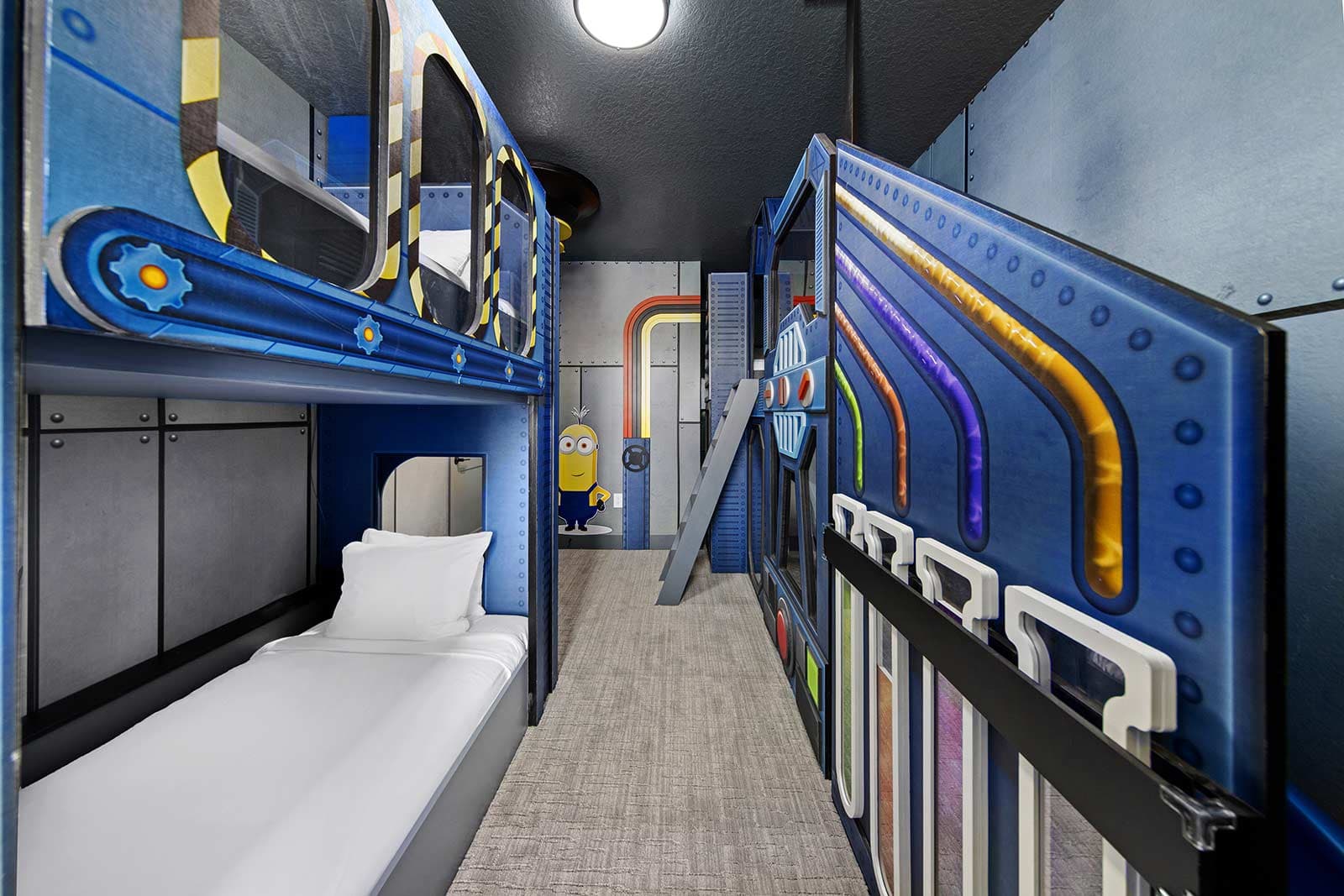 Casper's Courtyard - Image 19