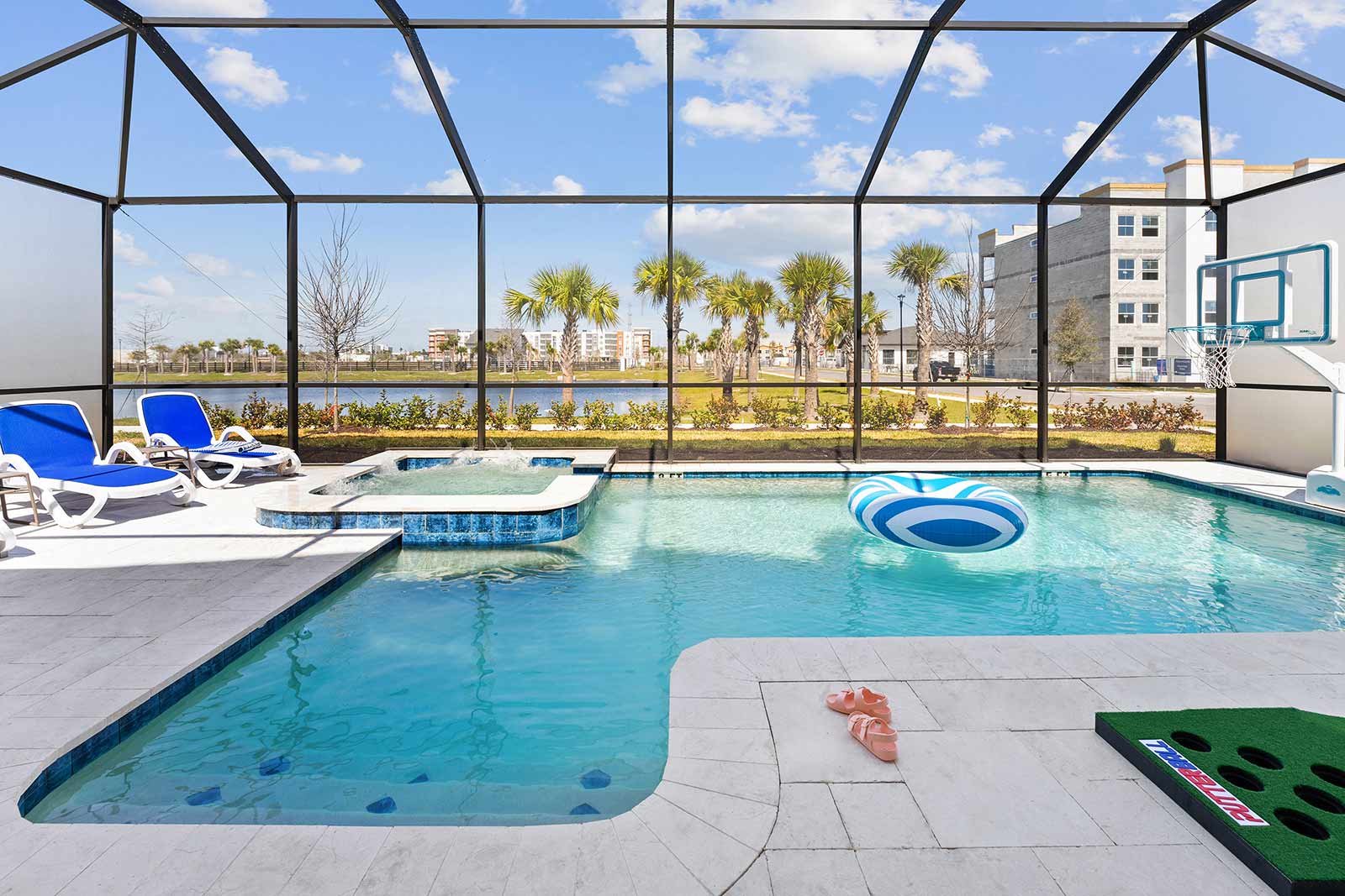 Regal Riviera - Image 2